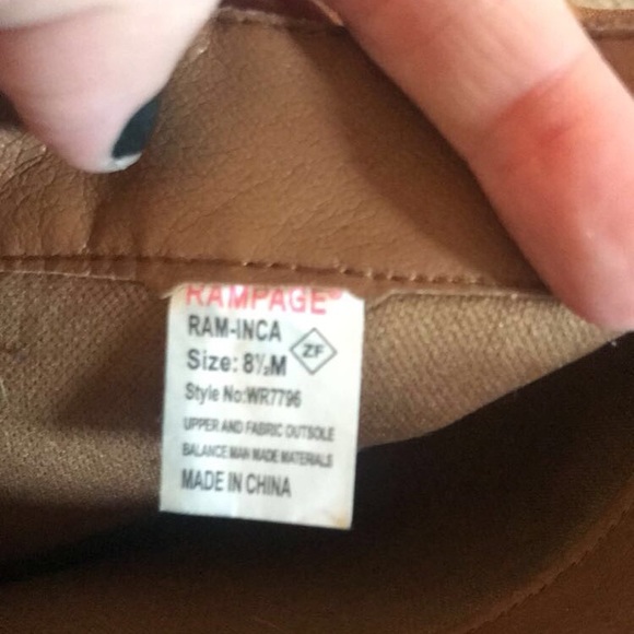 Boots - Picture 5 of 8